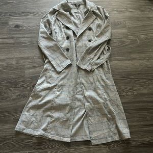 Chic Plaid Trench Coat - Size Large, Worn Once